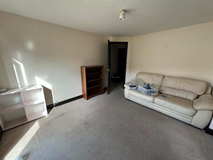 1 Bedroom Flat To Rent In Dunsford, EX6