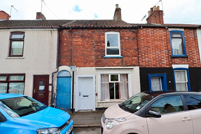 2 Bedroom Terraced House For Sale In Newland Street West, Lincoln, LN1
