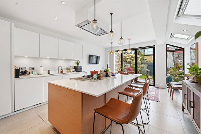 5 Bedroom Terraced House For Sale In Leighton Gardens, London, NW10