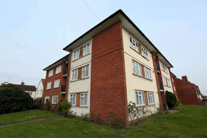 2 Bedroom Apartment To Rent In South Road, Stourbridge, DY8