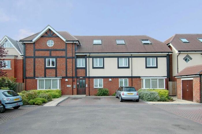 2 Bedroom Flat To Rent In London Road, Headington, OX3