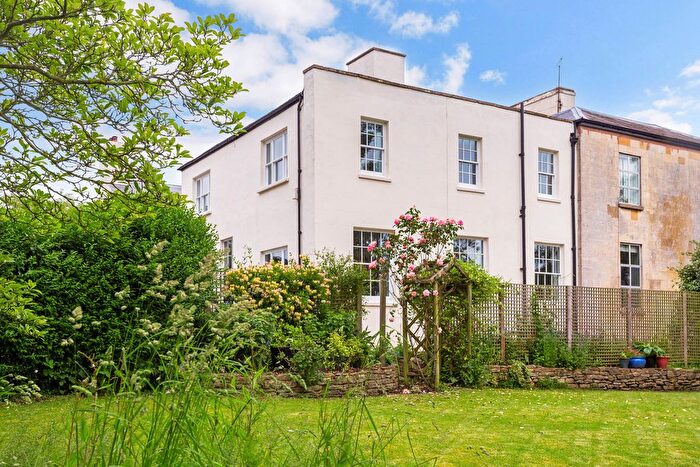 4 Bedroom Country House For Sale In Hempsted Lane, Gloucester, Gloucestershire, GL2