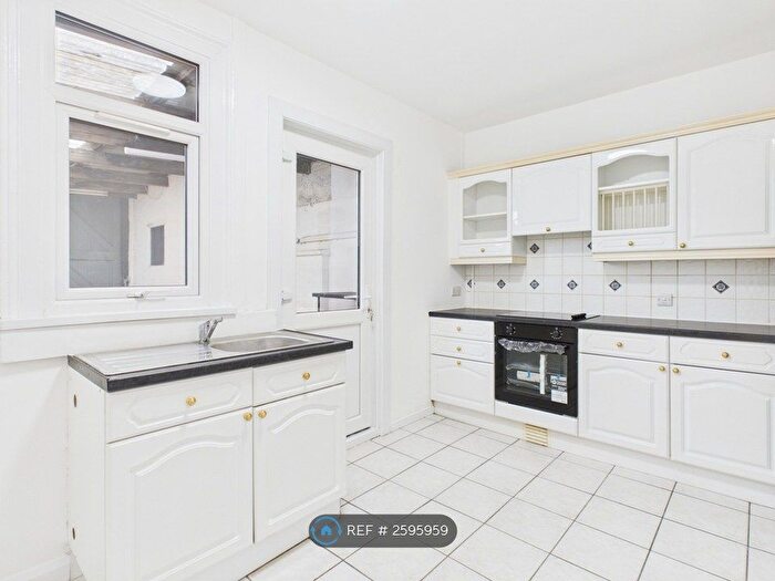 2 Bedroom Terraced House To Rent In Kitchener Street, Darlington, DL3