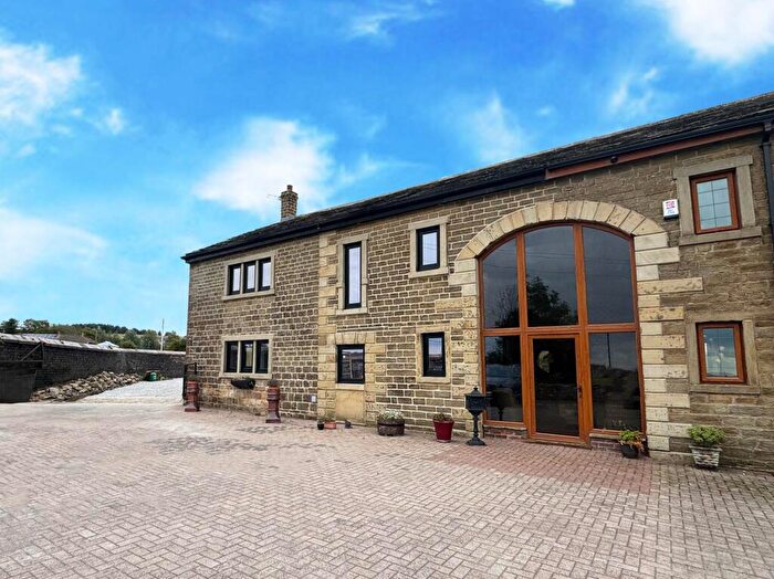 4 Bedroom Barn Conversion For Sale In Turf Pit Lane, Oldham, OL4