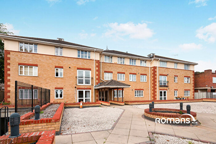 2 Bedroom Flat To Rent In St. Michaels Place, St. Michaels Road, Camberley, GU15