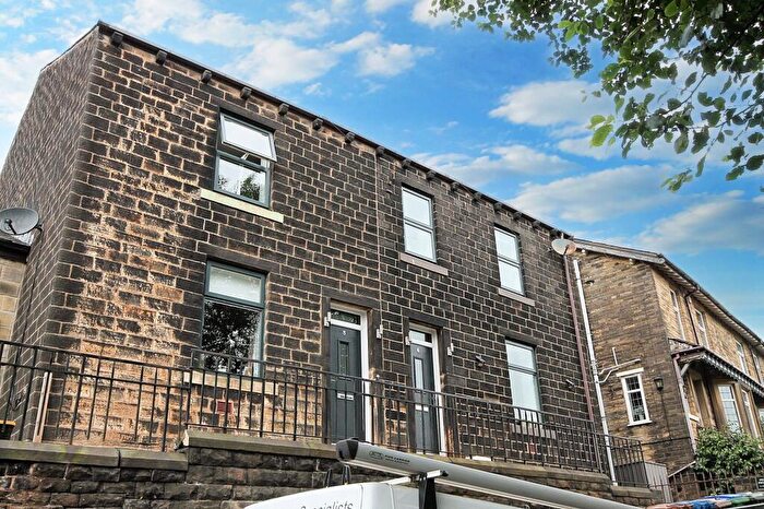 3 Bedroom Semi-Detached House To Rent In Temple Lane, Littleborough, OL15