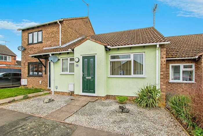 2 Bedroom Terraced Bungalow For Sale In Elm Road, Folksworth, Peterborough, PE7