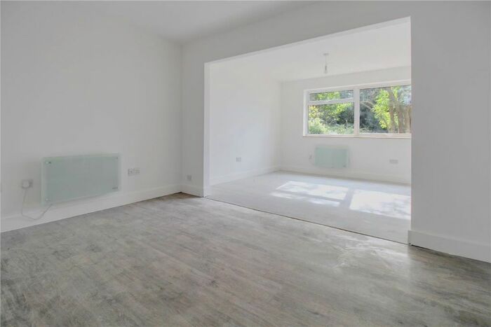 Studio To Rent In Dunraven Drive, Enfield, EN2