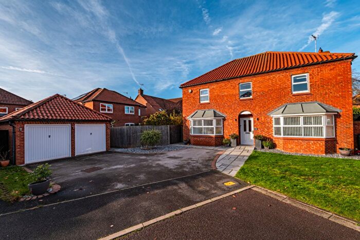 4 Bedroom Detached House For Sale In Gilmores Lane, Fernwood, Newark, NG24