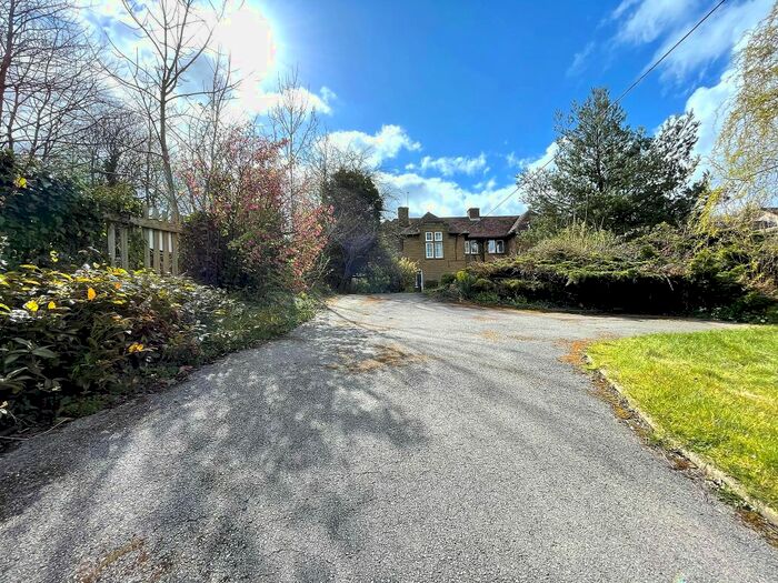 3 Bedroom Semi-Detached House For Sale In Manor Cottage, Moreton Pinkney, NN11