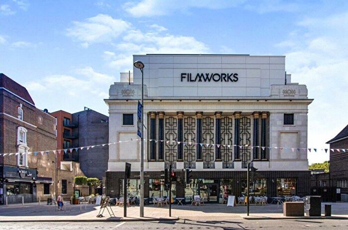 1 Bedroom Flat To Rent In Filmworks Walk, London, W5