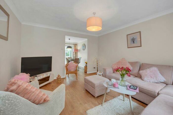 4 Bedroom Detached House For Sale In Lower Broom Road, Woolpit, IP30