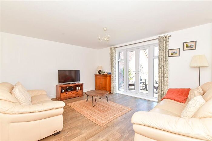 4 Bedroom Detached House For Sale In Squires Grove, Eastergate, Chichester, West Sussex, PO20