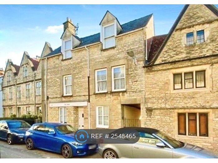 1 Bedroom Flat To Rent In Gloucester Street, Cirencester, GL7