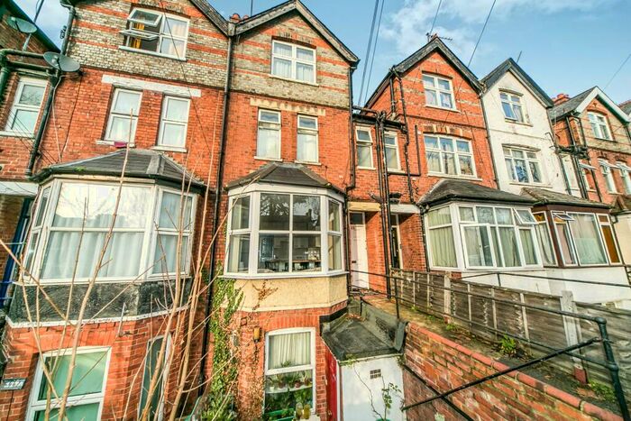 1 Bedroom Apartment To Rent In London Road, RG1