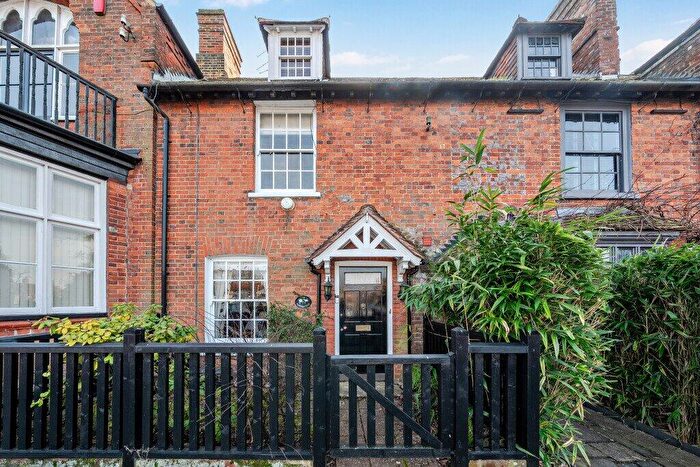 3 Bedroom Terraced House For Sale In The Broadway, Wycombe End, Beaconsfield, HP9
