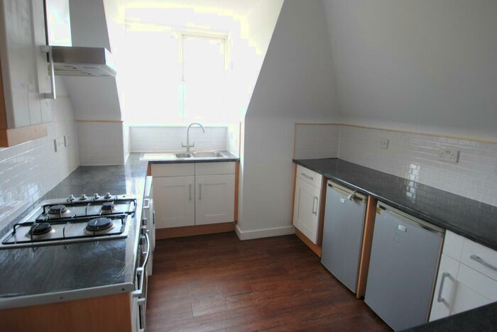 1 Bedroom Flat To Rent In Warwick Road, Pokesdown, Bournemouth, BH7