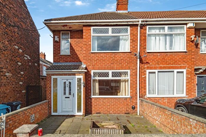 3 Bedroom End Of Terrace House For Sale In Middleburg Street, Hull, HU9