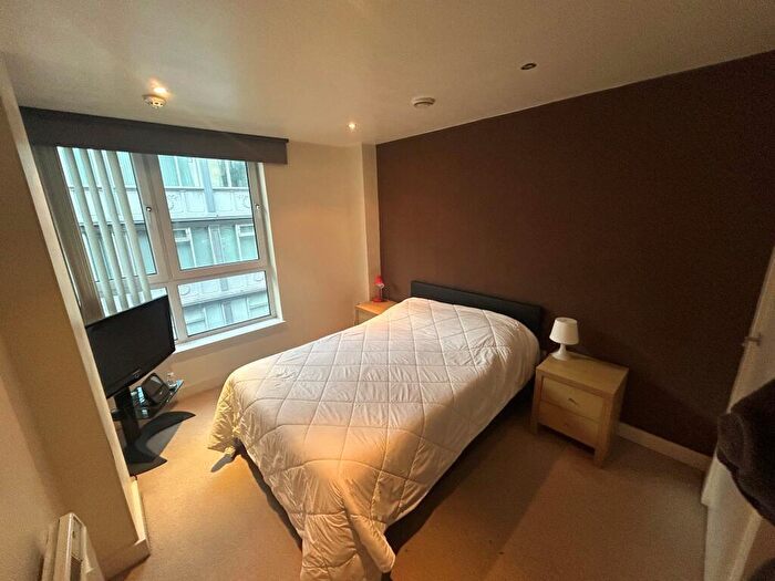 2 Bedroom Apartment To Rent In Bixteth Street, L3