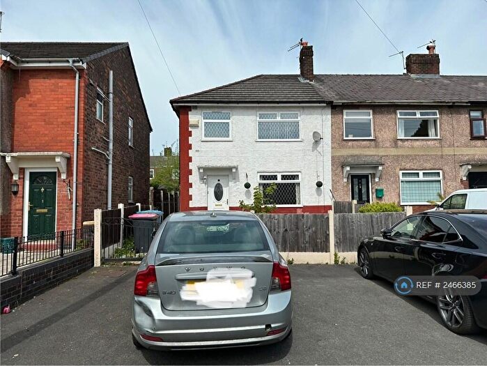 3 Bedroom Semi-Detached House To Rent In The Square, Swinton, Manchester, M27
