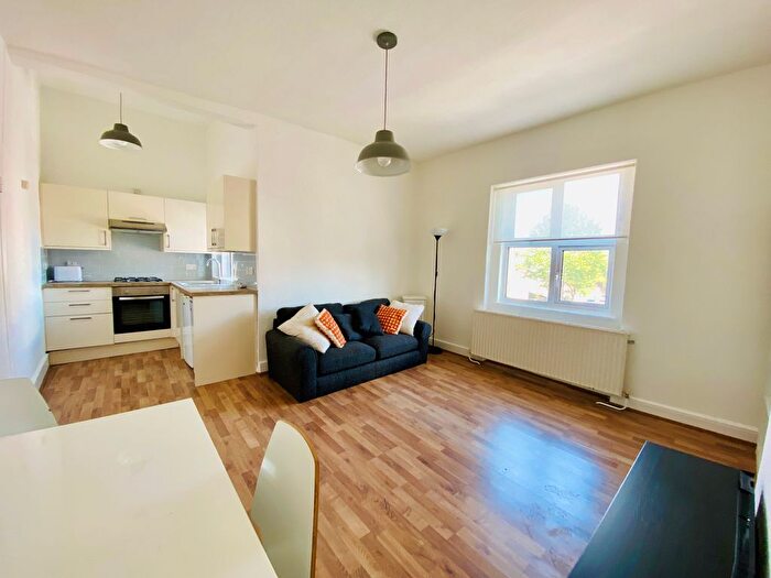 1 Bedroom Flat To Rent In Marlborough Road, London, N19