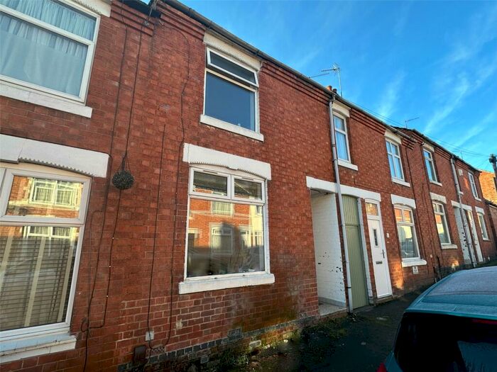 3 Bedroom Terraced House To Rent In Lancaster Road, Kettering, Northamptonshire, NN16