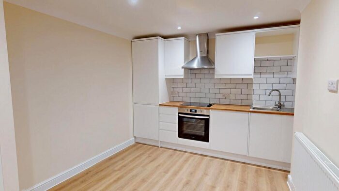 2 Bedroom Flat To Rent In Bedford Place, City Centre, Brighton, BN1