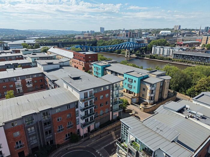 2 Bedroom Flat For Sale In Cameronian Square, Ochre Yards, NE8