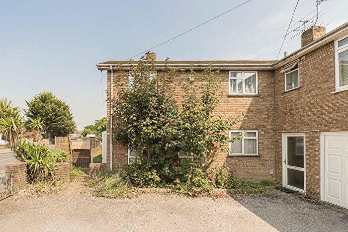 2 Bedroom End Of Terrace House To Rent In Clockhouse Lane, Ashford, TW15