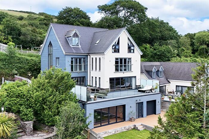 6 Bedroom Detached House For Sale In Higher Park Road, EX33