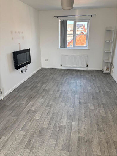 2 Bedroom Flat To Rent In Blueberry Avenue, Manchester, Lancashire, M40