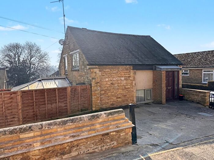 2 Bedroom Detached House For Sale In Corner Cottage, Stamford, PE9