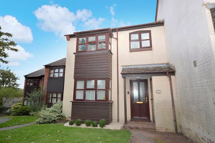 2 Bedroom Terraced House To Rent In Parkside, Welwyn, AL6