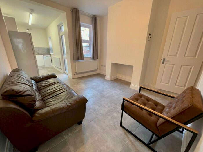 2 Bedroom Terraced House To Rent In Wolverton Road, Leicester, LE3