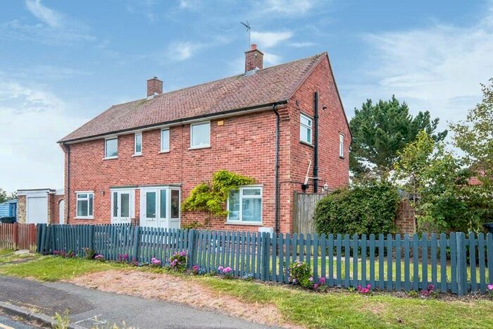 2 Bedroom Semi-Detached House To Rent In Southfield, Polegate, East Sussex, BN26