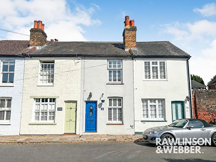 2 Bedroom Terraced House For Sale In Bell Road, East Molesey, KT8