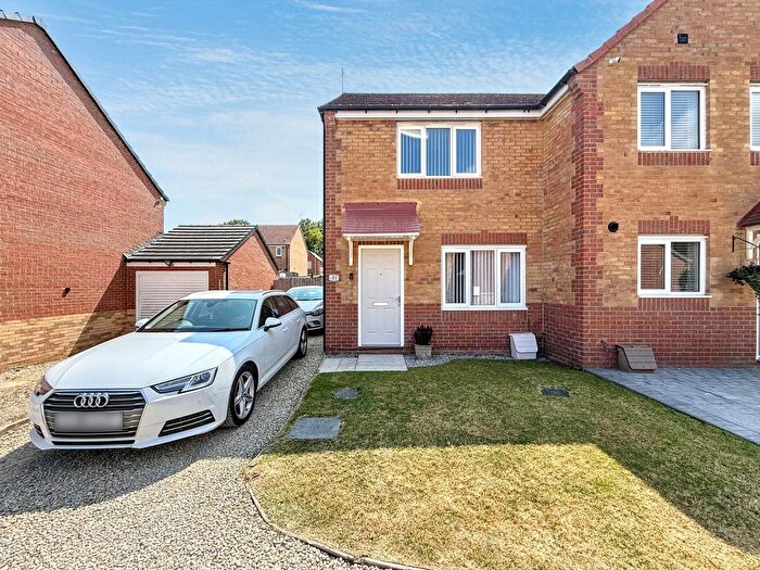 2 Bedroom Semi-Detached House For Sale In Shinwell Drive, Peterlee, SR8