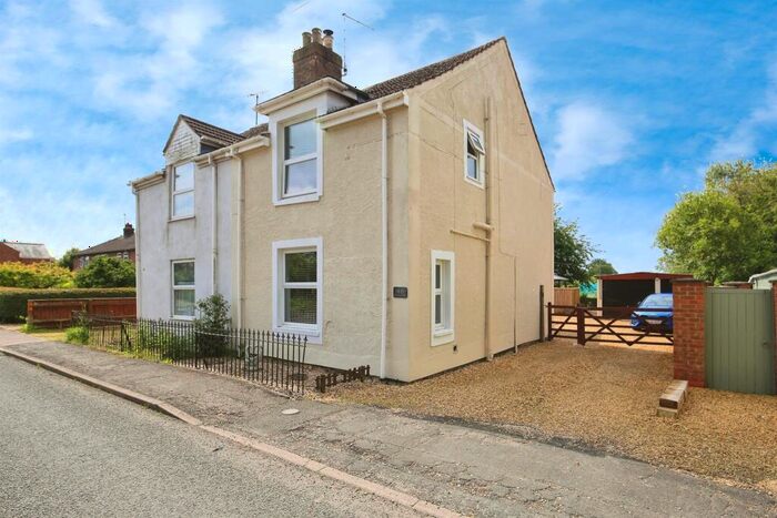 2 Bedroom Semi-Detached House For Sale In Station Road, Tydd Gote, Wisbech, PE13