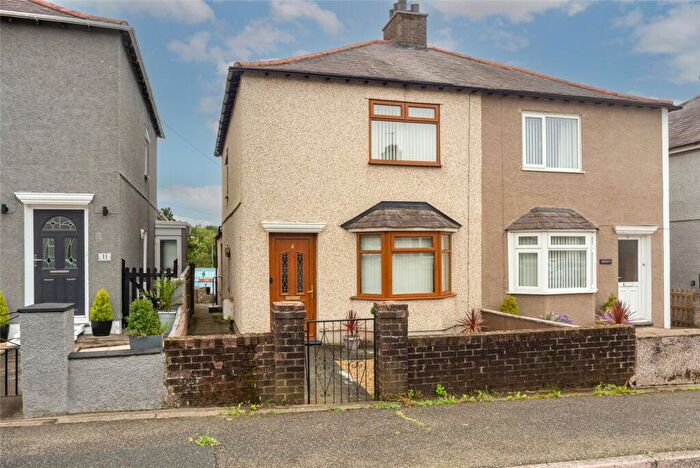 2 Bedroom Semi-Detached House For Sale In Hampton Road, Caernarfon, Gwynedd, LL55