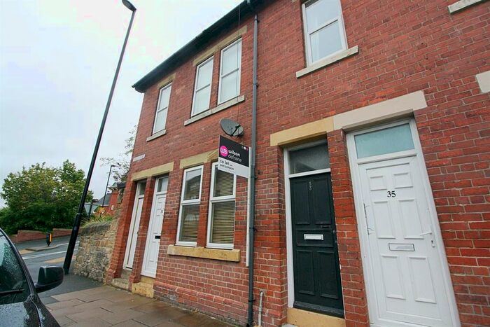 2 Bedroom Flat To Rent In Walker Road, Walker, Newcastle Upon Tyne, NE6