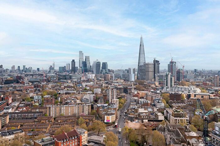 1 Bedroom Flat To Rent In Southwark Bridge Road, Elephant And Castle, London, SE1