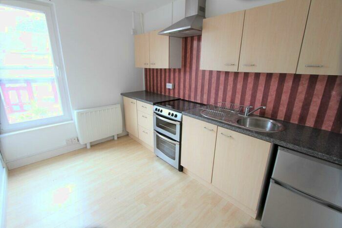 2 Bedroom Apartment To Rent In White Lion Walk, Banbury, Oxon, OX16