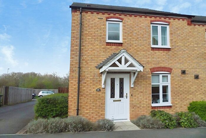 3 Bedroom End Of Terrace House To Rent In Darwin Crescent, Loughborough, Leicestershire, LE11