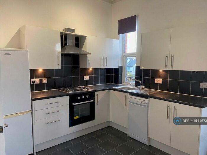 1 Bedroom Flat To Rent In Alexandra Road, Sale, M33