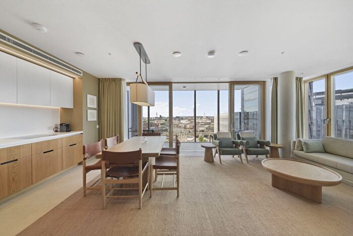 3 Bedroom Flat To Rent In Shard Place, London, SE1