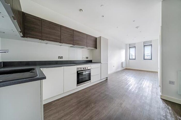 1 Bedroom Flat To Rent In Century Court, Millennium Way, Bracknell, RG12
