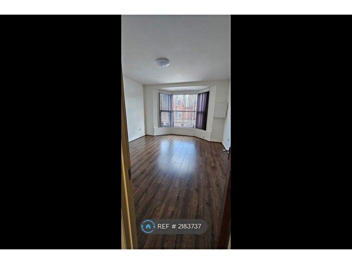 1 Bedroom Flat To Rent In Stratford Road, Sparkhill, Birmingham, B11