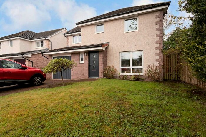 4 Bedroom Detached House For Sale In Lennoxmill Lane, Lennoxtown, Glasgow, G66