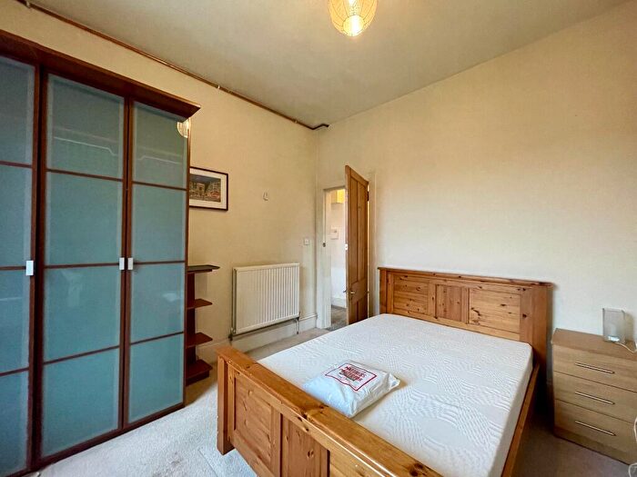 1 Bedroom Flat To Rent In Clifford Street, Glasgow, G51