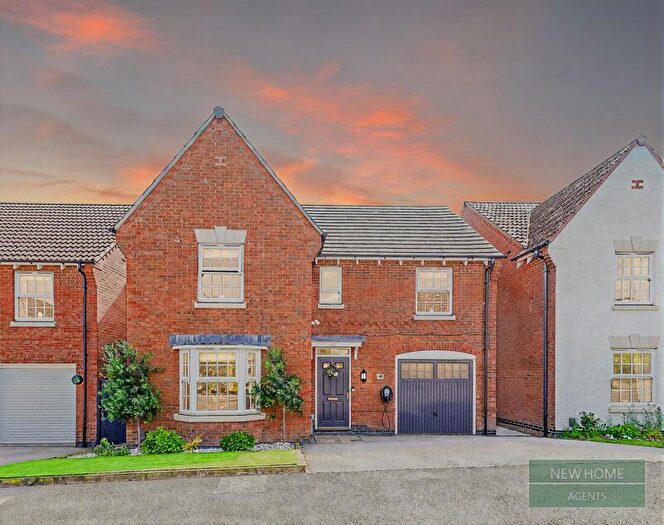 4 Bedroom Detached House For Sale In Ellington Road, Arnold, Nottingham, NG5